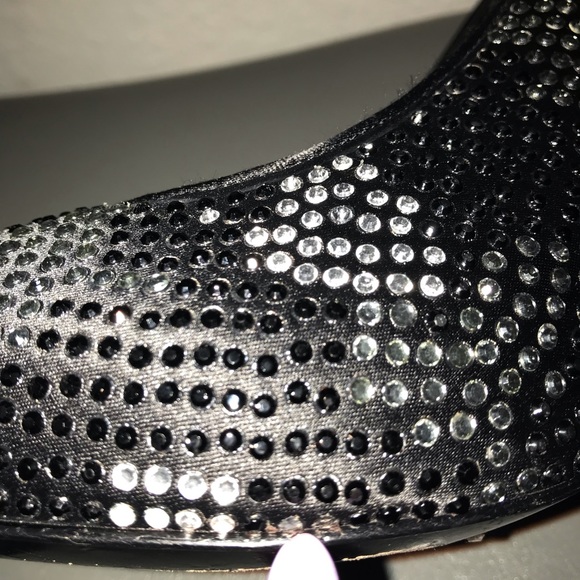 Report Signature Blinging Pump - Picture 4 of 5